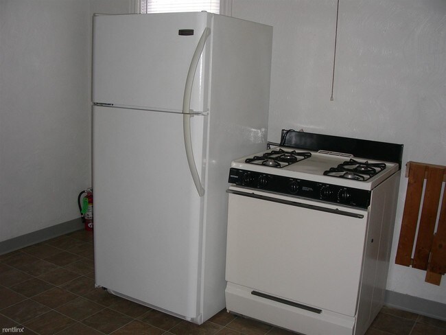 Building Photo - 207 Woodlawn Terrace