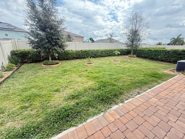 Building Photo - 3/2 Clermont Home w/ Outdoor Kitchen