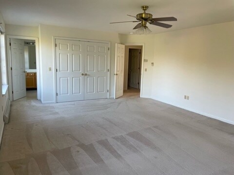 Building Photo - 8 Thrush Ln