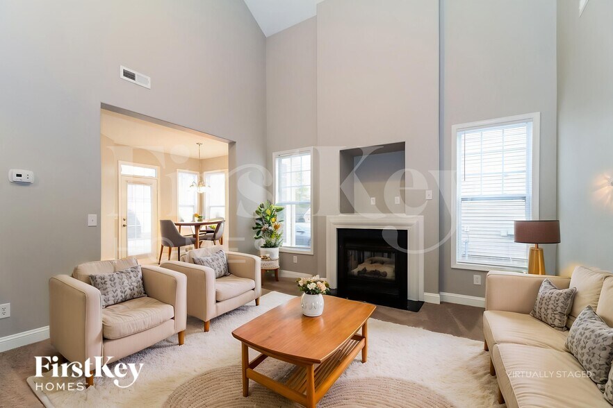 Building Photo - 112 Waverly St