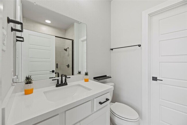 Building Photo - 30155 Gold Finch Pl