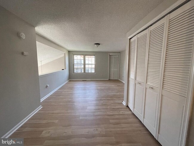 Building Photo - 2206 Brookhaven Dr