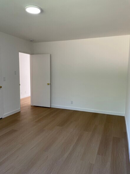 Front bedroom - 2215 Mathews Ave