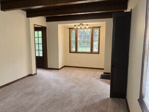 Building Photo - 5598 Basswood St