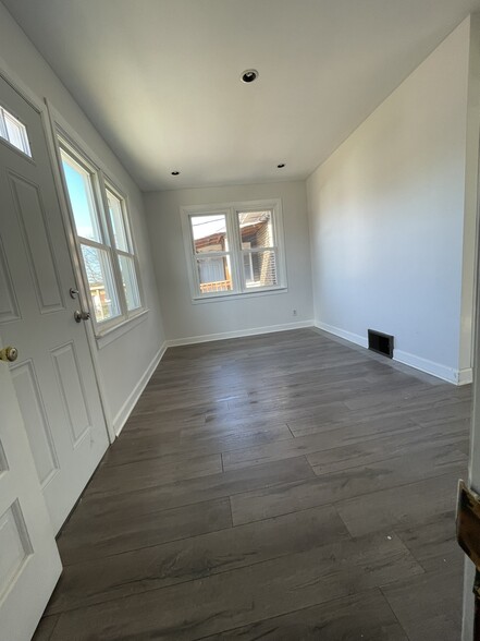 Family Room with exit to deck - 2816 N Mobile Ave