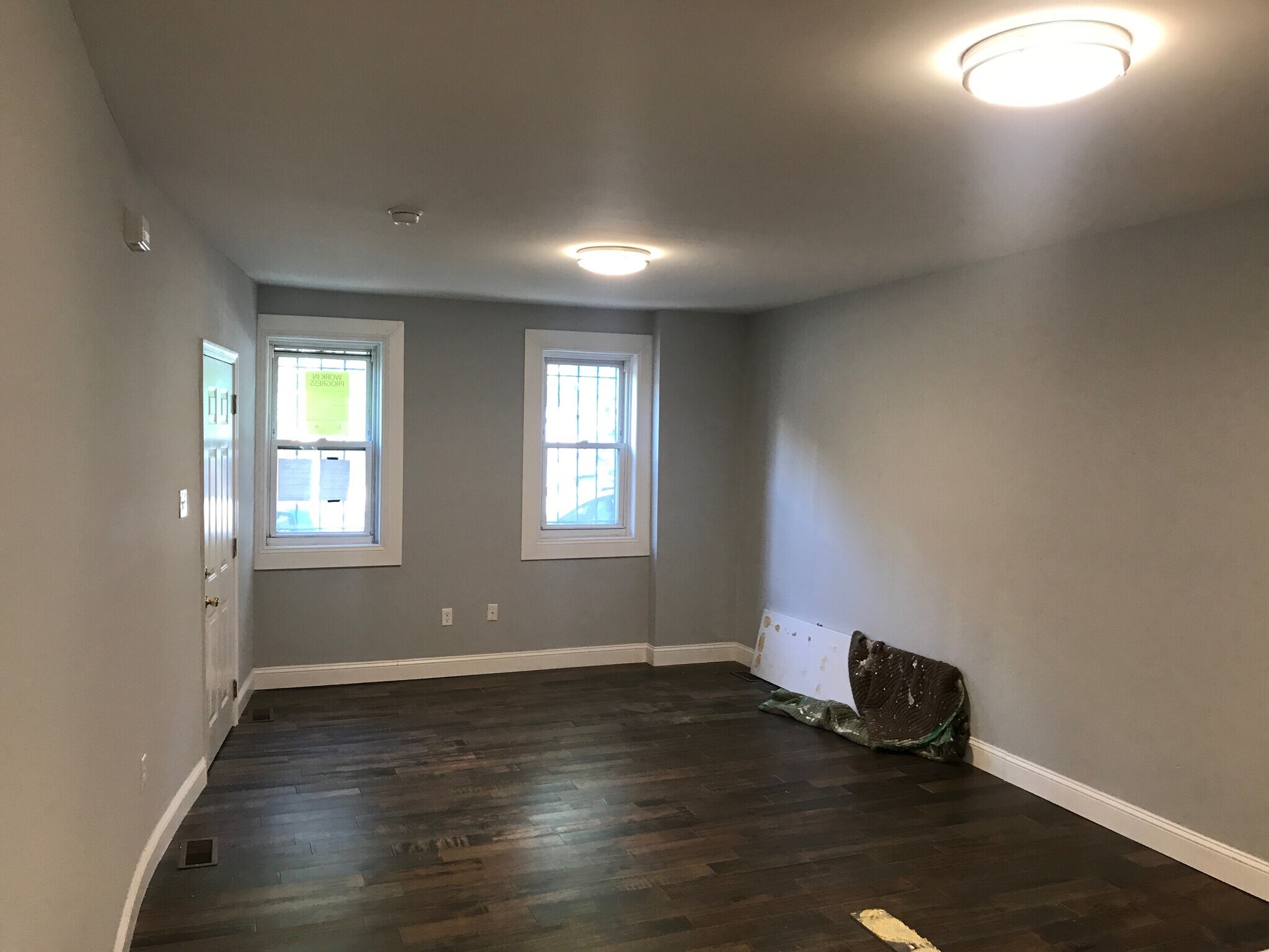 Building Photo - 2057 South St