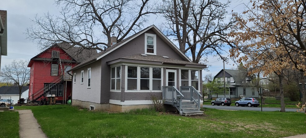 Primary Photo - 101 S 3rd St