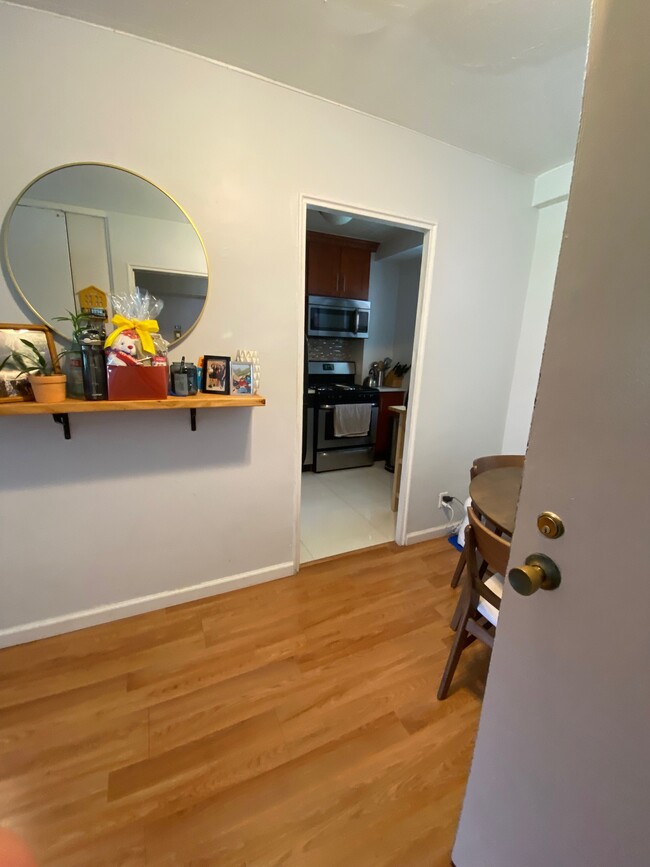 Building Photo - 6145 98th St