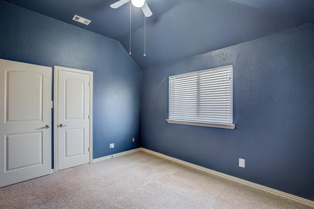 Building Photo - 9017 Hawley Dr