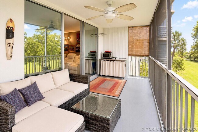 Building Photo - 4000 Cypress Grove Way