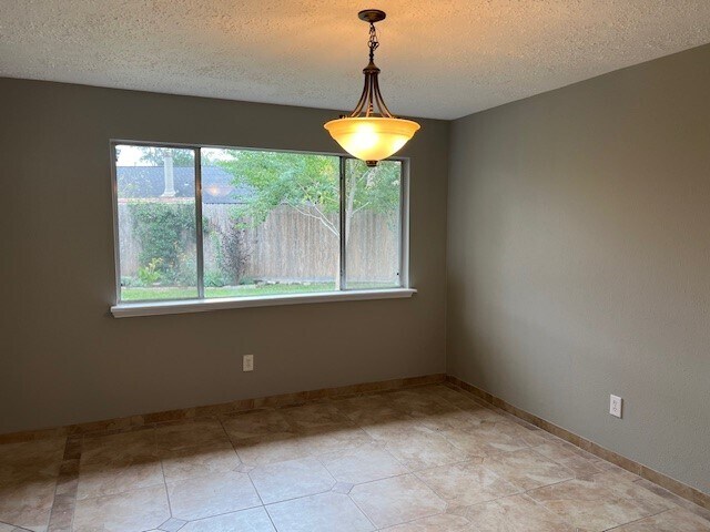 Building Photo - 19315 Ruble Dr