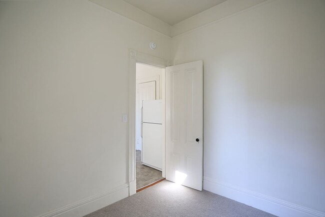 Building Photo - OPEN HOUSE: Sunday (7/20) 2:30pm-3:00pm To...