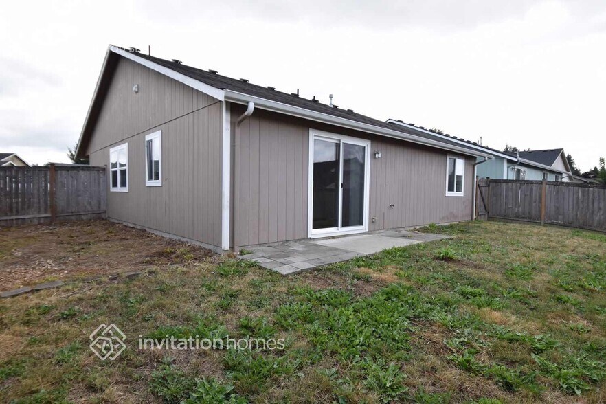 Building Photo - 10616 64th Ave NE