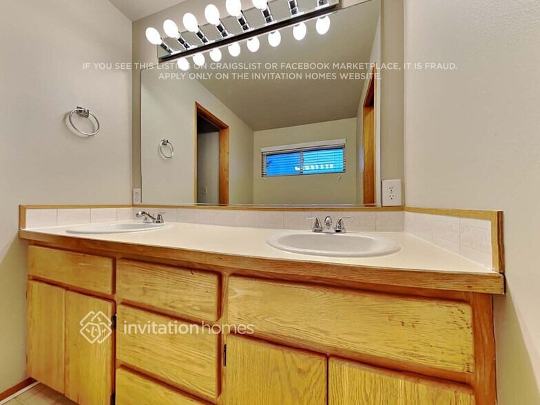 Building Photo - 16024 92nd Ave Ct E
