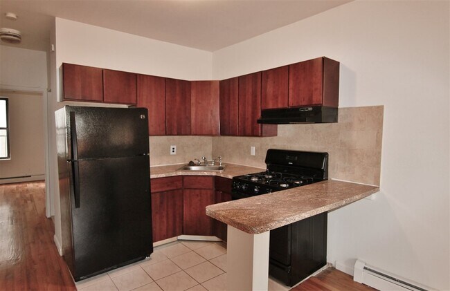 Building Photo - 235 1st St