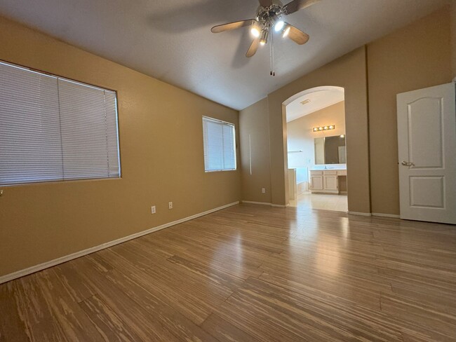 Building Photo - ***MOVE IN SPECIAL**SPRINGS IN CHANDLER 3 ...