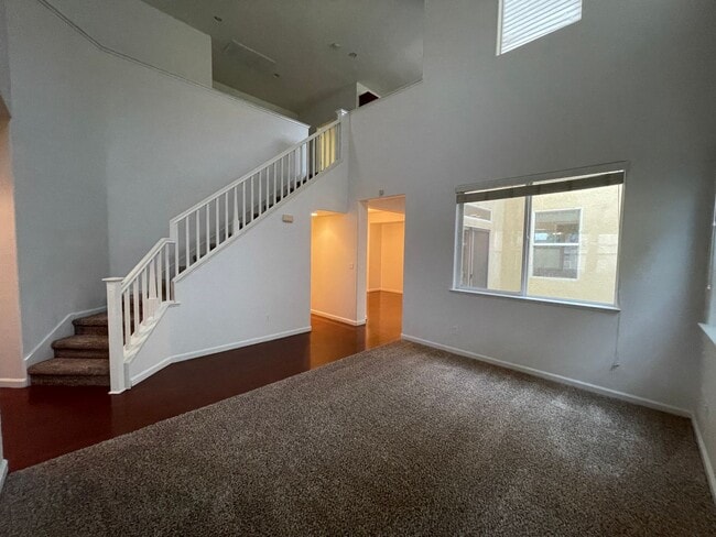 Building Photo - 1513 Sturm Dr