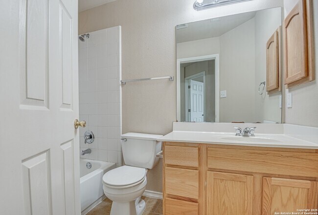 Building Photo - 2637 Gallant Fox Dr