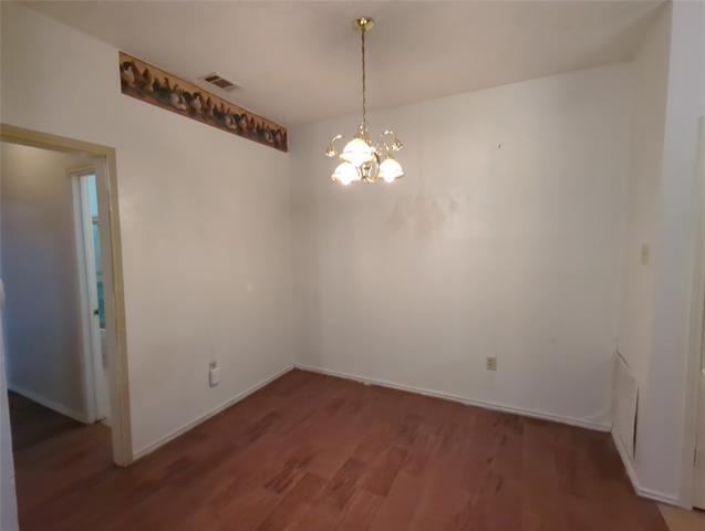 Building Photo - 9600 Royal Ln