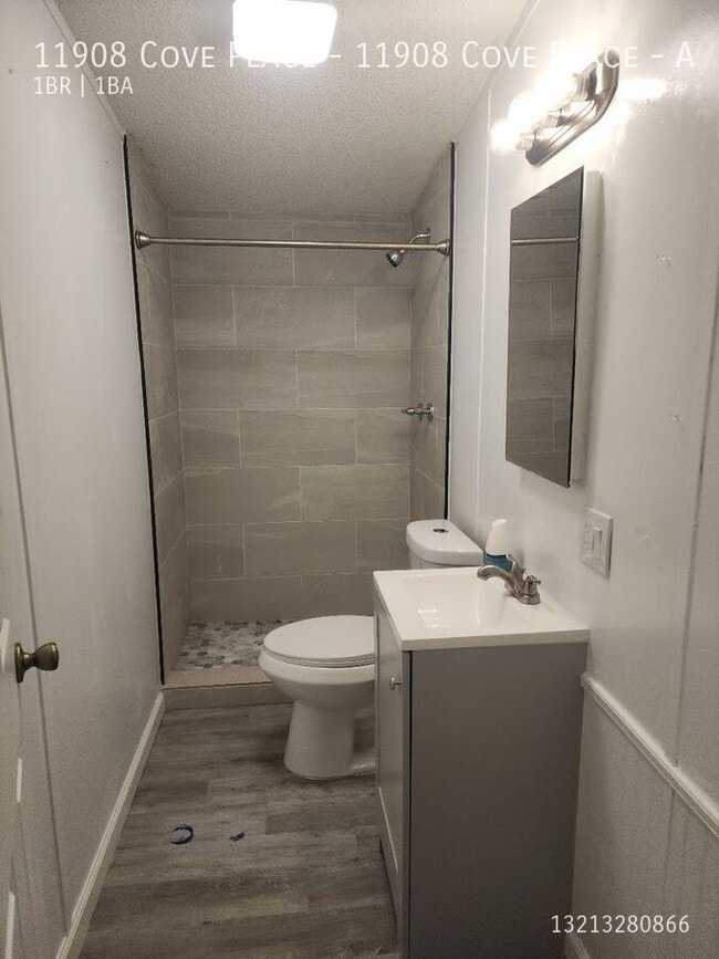 Building Photo - 11908 Cove Pl