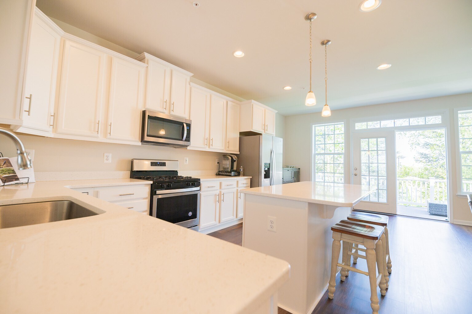 Building Photo - 309 Spring Bank Way