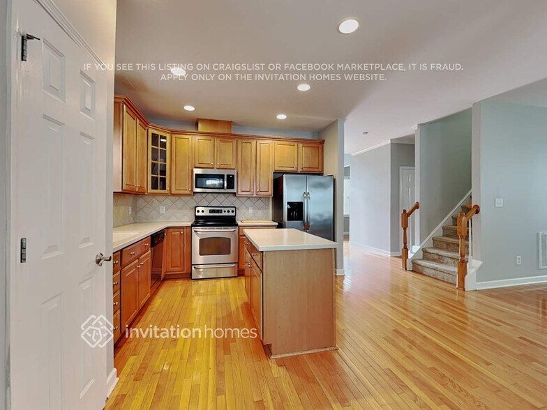Building Photo - 232 Butterbiggins Ln