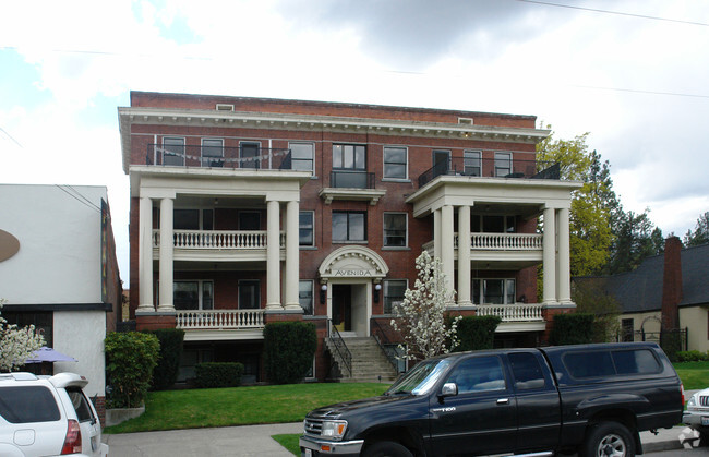 Building Photo - Avienda Apartments