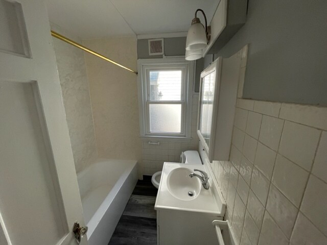 Building Photo - 5221 Joseph St