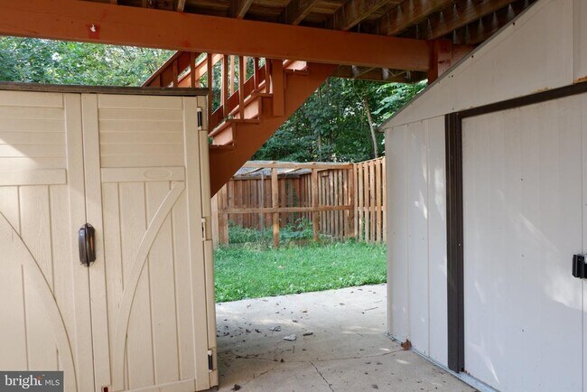 Building Photo - 8284 Mary Lee Ln