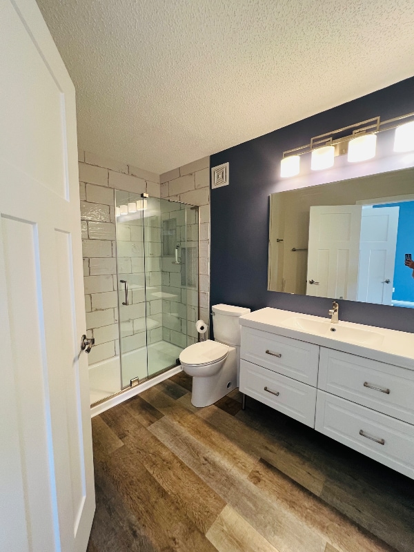 Building Photo - 6841 Narcissus Ln N