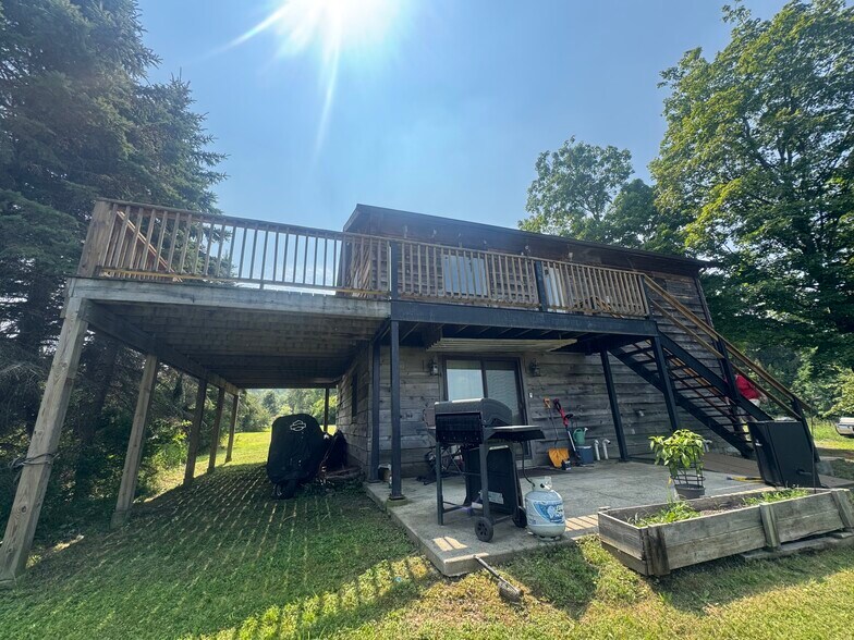 Building Photo - 5738 Heinz Rd
