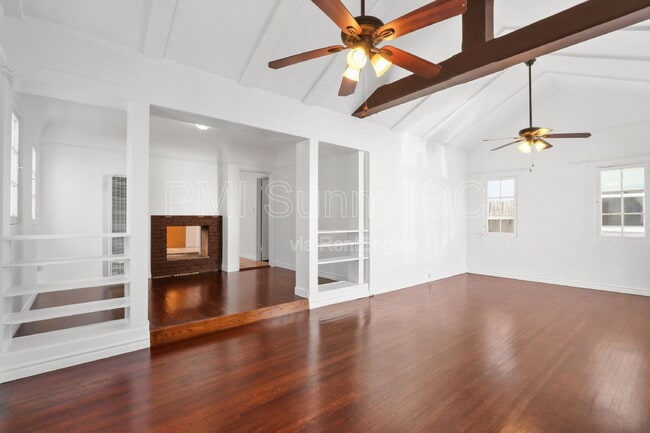 Building Photo - 5768 Campo Walk