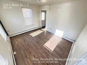 Building Photo - White River Junction, VT 2 BR/1 BA Apartme...