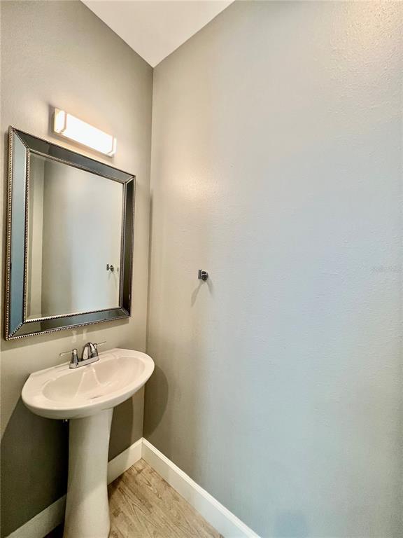 Building Photo - 2213 E 11th Ave