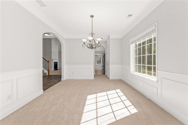 Building Photo - 3329 Rosecliff Trace NE