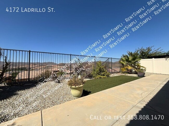 Building Photo - 4172 Ladrillo St