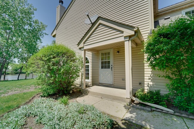 Building Photo - 89 King Dr