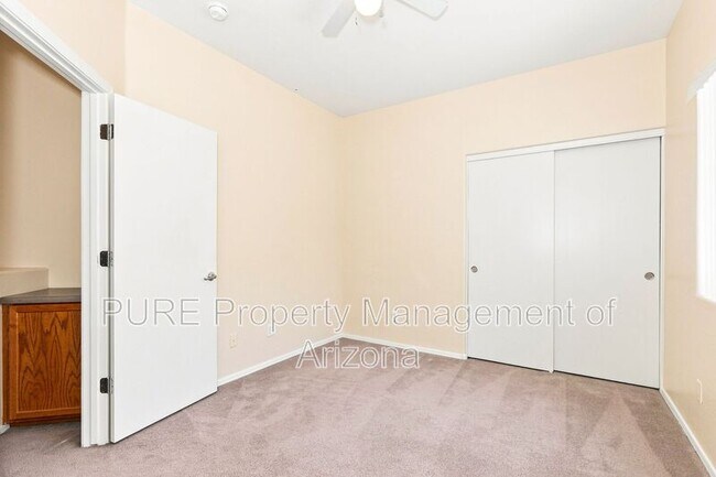 Building Photo - 2807 E Morenci Rd