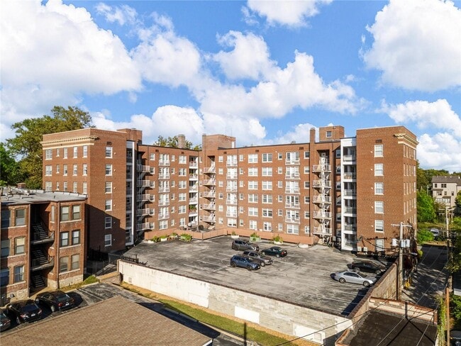 Building Photo - 5510 Waterman Blvd