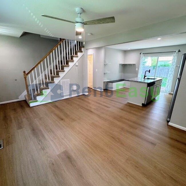 Building Photo - 3316 Dunkirk Ave