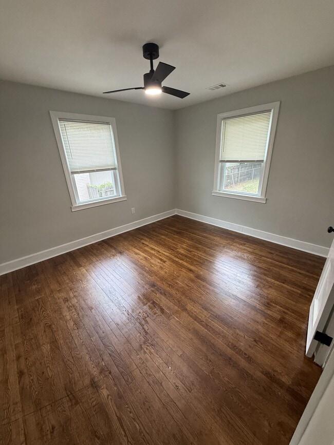 Building Photo - 2822 E Wynnton Ln