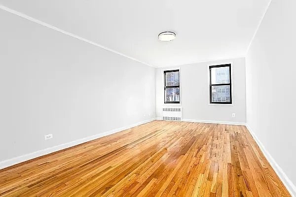 Building Photo - 97-25 64th Ave