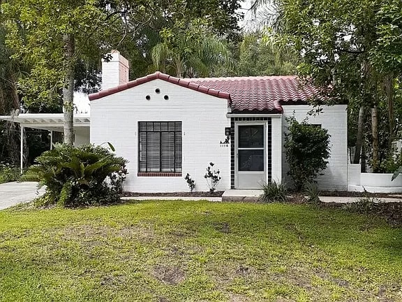 Primary Photo - 1116 S Mills Ave