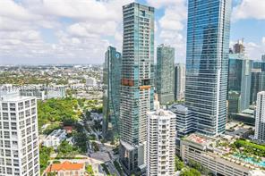 Building Photo - 1451 Brickell Ave