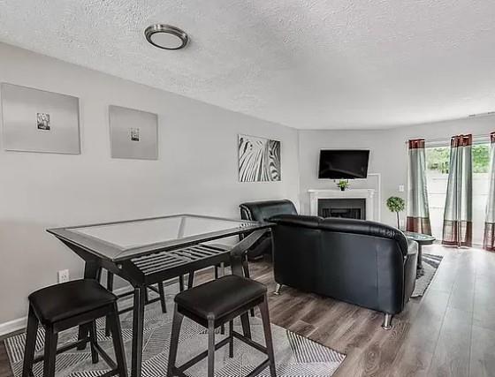 Building Photo - 1565 Springleaf Ct SE