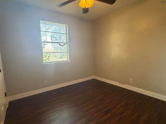 Building Photo - 4613 Langford Ln