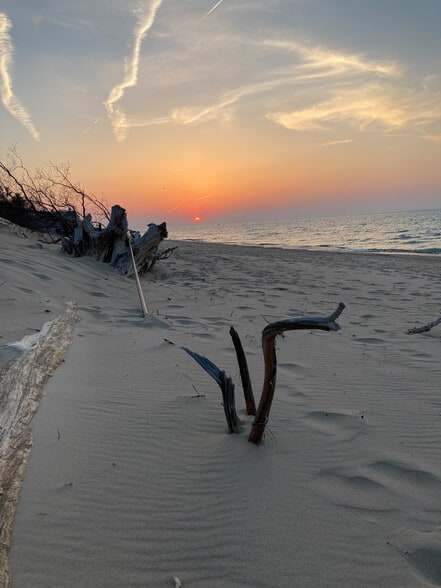 Building Photo - 5926 S Dune Harbor Dr