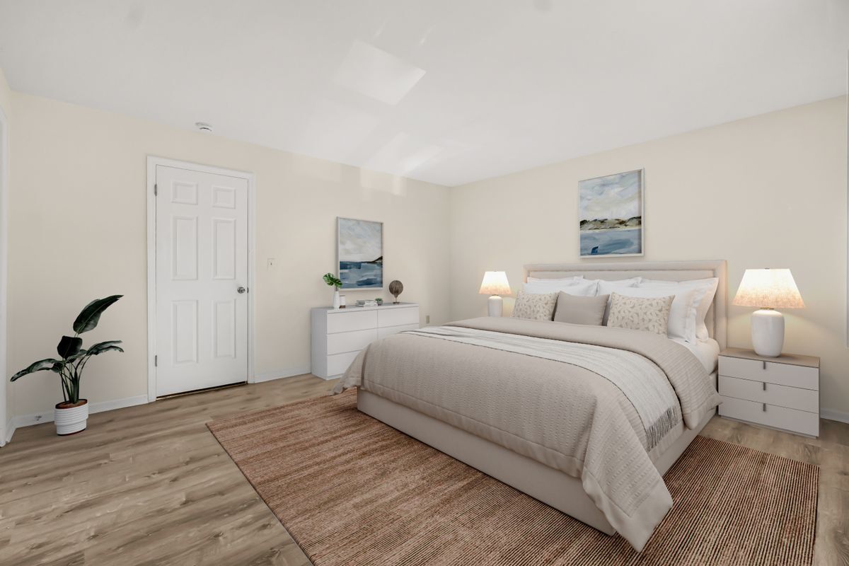 Building Photo - 4023 Park Ave