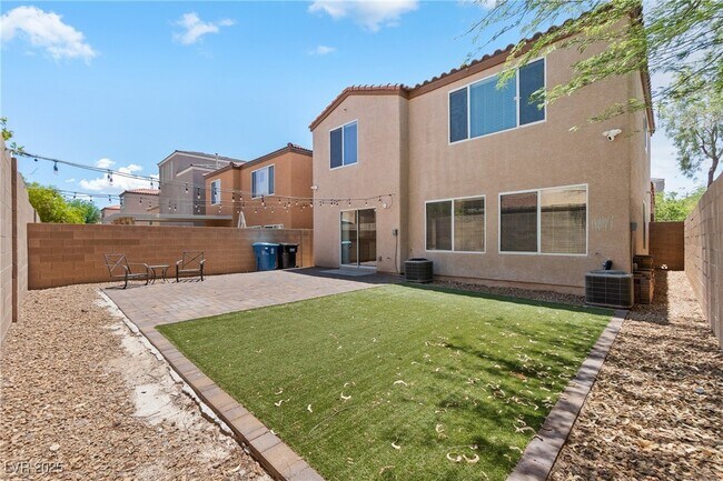 Building Photo - 8938 Bonneville Peak Ct