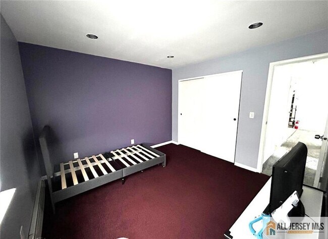 Building Photo - 532 Cricket Ln